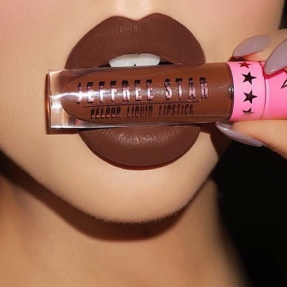 THREE IN STOCK | BRAND NEW ⭐️ JEFFREE STAR VELOUR LIQUID LIPSTICK (DOMINATRIX) - Picture 2 of 5